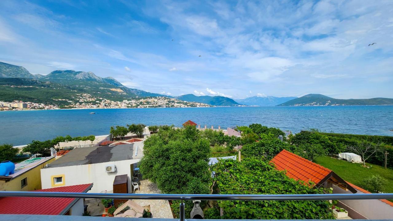 Apartments Maxi Katic Herceg Novi Buitenkant foto