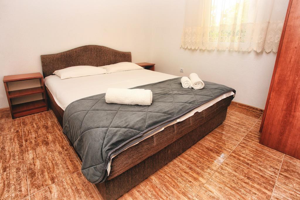 Apartments Maxi Katic Herceg Novi Buitenkant foto