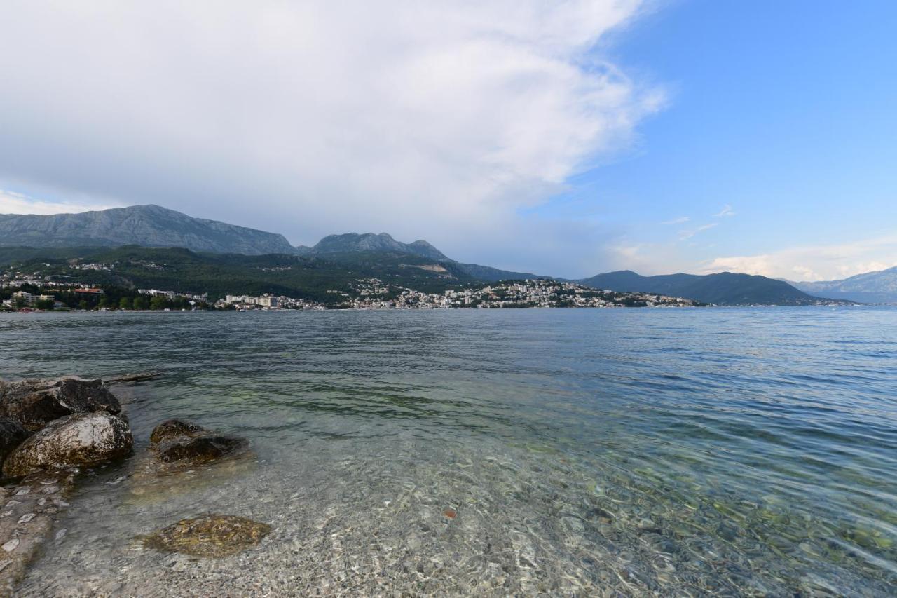 Apartments Maxi Katic Herceg Novi Buitenkant foto