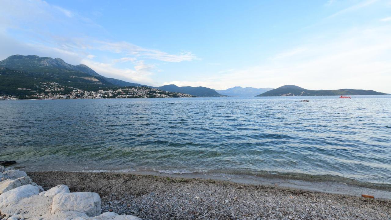 Apartments Maxi Katic Herceg Novi Buitenkant foto