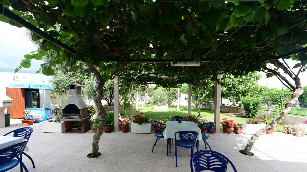 Apartments Maxi Katic Herceg Novi Buitenkant foto